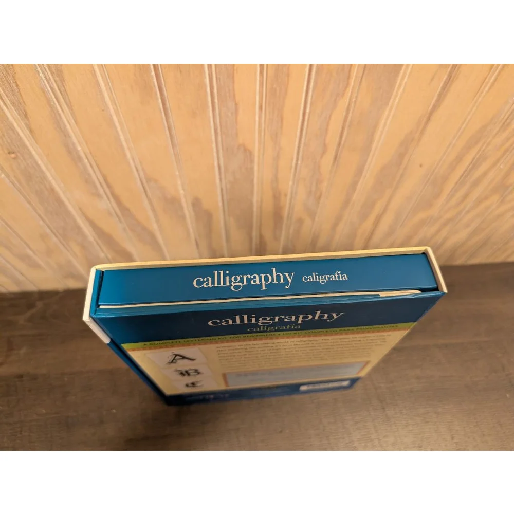 NIB Walter Foster Calligraphy Kit for Beginners